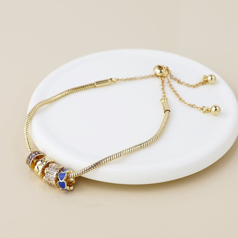 POM: Golden Bracelet with Crystals & Heart Rings