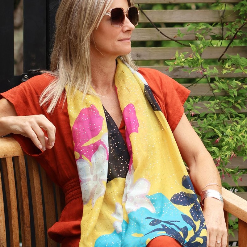 POM : Yellow / Blue Mix Oversize Print Scarf