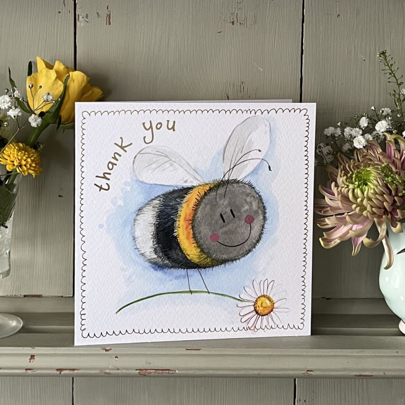 ALEX CLARK: CARD - BEE AND BIG DAISY