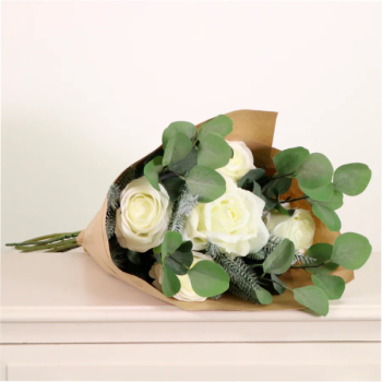 LOTUS: XMAS BOUQUET IVORY