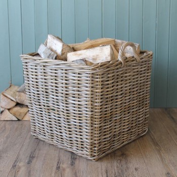 UH : KUBU BASKET SQUARE MEDIUM