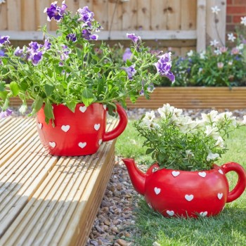 TEACUP HEART PLANTER