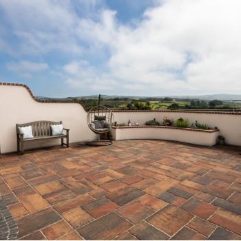 Tobermore Historic paving slab mized sizes x 50mm Slate