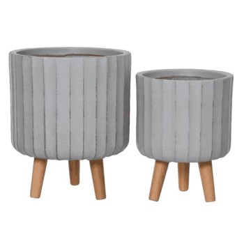 Kae Handmade Grey Fibre Clay Planter Set With Beech Wooden Legs
