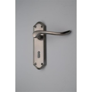 Ultimate Door Pack Shelbourne Lever On Place Lock And 3 Hinges Satin Nickle